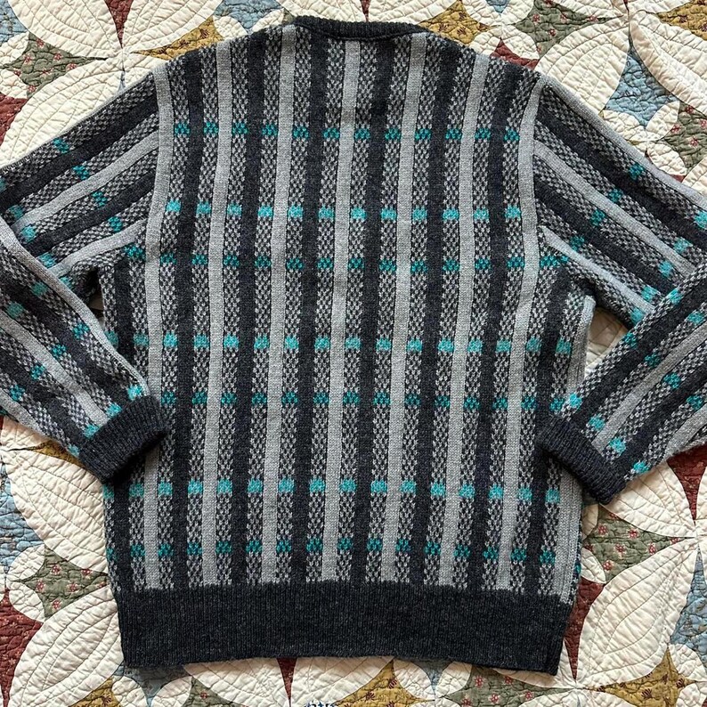 Grey & blue vintage 90s Pendleton 100% wool chunky coastal fisherman sweater image 3