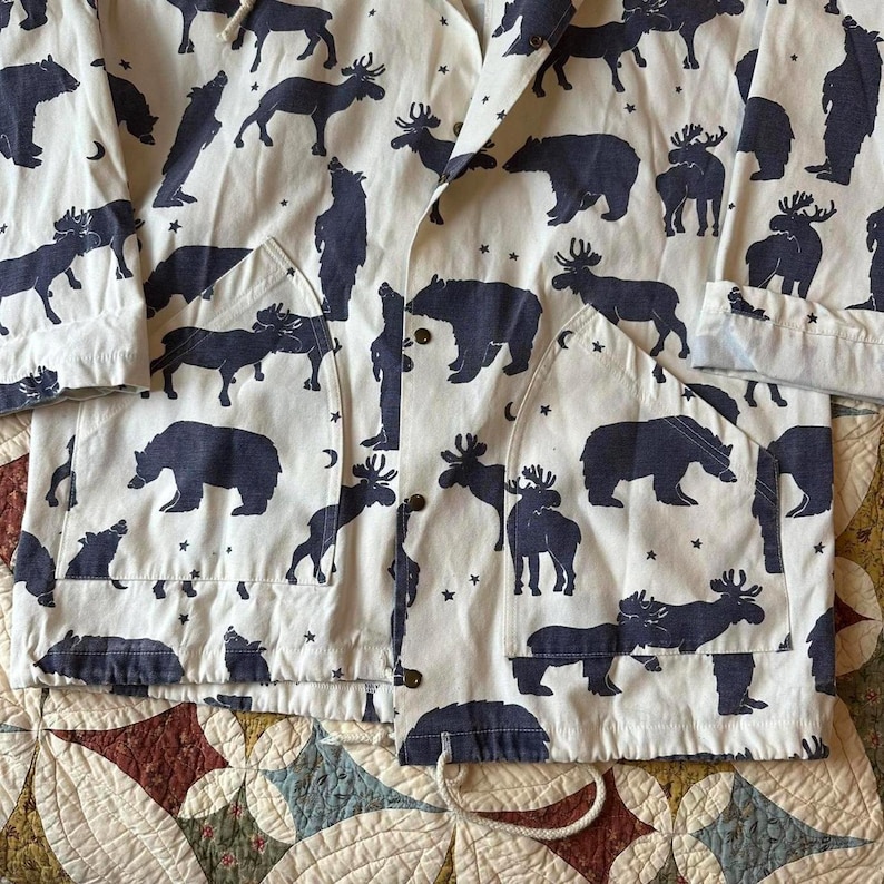 Chaqueta tipo poncho con estampado integral de osos y alces de Michigan Rag Co. de los años 80, talla S/M, color granola imagen 2