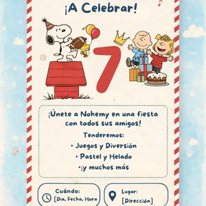 Op de afbeelding: Een kleurrijke uitnodigingskaart met een rood-witte gestreepte rand. De kaart toont Snoopy, Charlie Brown en andere Peanuts-personages. Tekst bevat "¡ESTÁS INVITAD@! ¡A Celebrar!" en feestdetails.