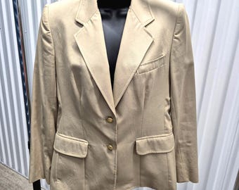 Blazer vintage Evan-Picone color caqui, botones con escudo dorado, estilo preppy académico, corte entallado, forrado, talla 8 de mujer.