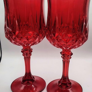 Cristal D’Arques Longchamp Ruby Goblets – Set of 2 | Red Crystal Etched Stemware | Vintage France