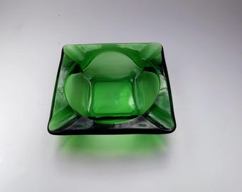 Green Glass Square Ashtray / Trinket Dish ‐ Mid Century Heavy Glass Accent