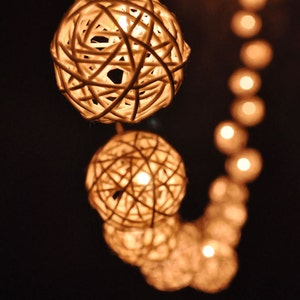 Handmade fairy lights Classic White Rattan ball string lights for Patio,Wedding,Party, Christmas Light, Party Lights and Decoration