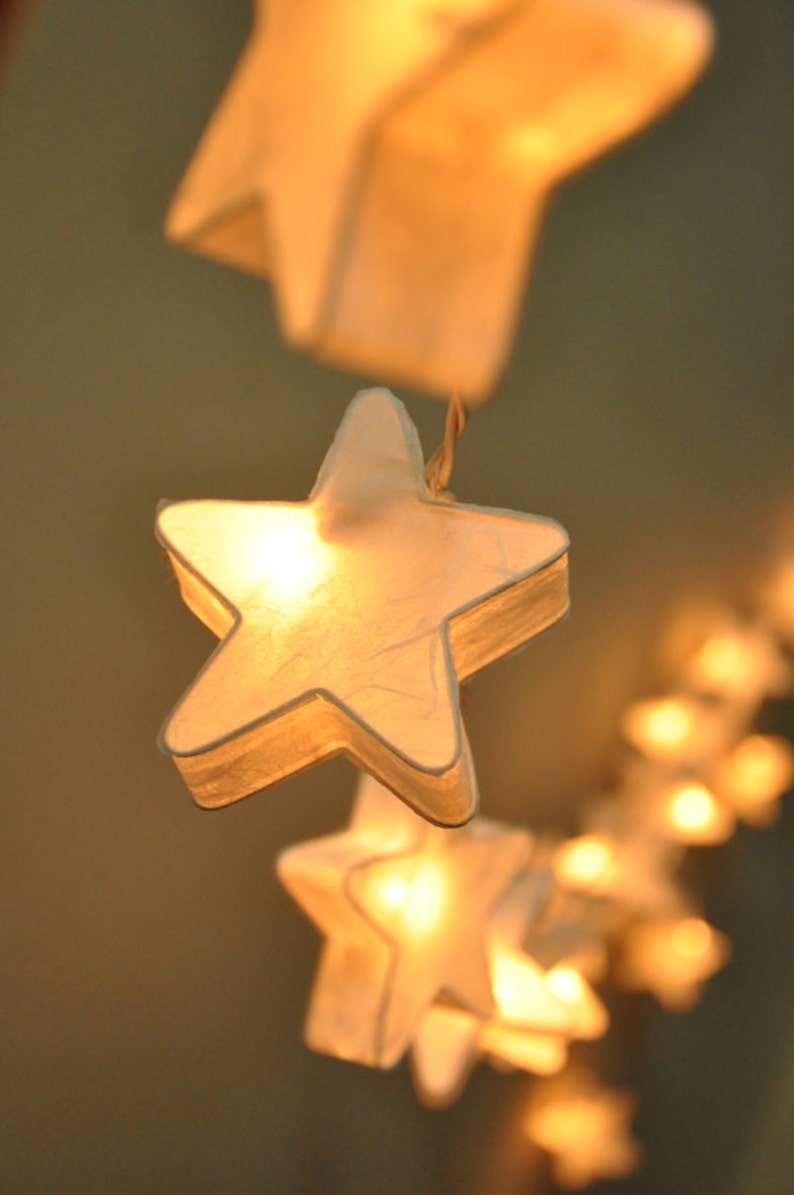 Lumières de fées Fait à la main Papier de mûrier blanc Stars Lanternes Guirlande pour la décoration de fête de mariage, lumières de fées image 5