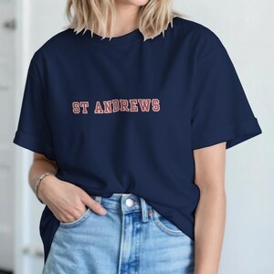 St Andrews Schottisches T-Shirt - Scottish Pride - T-Shirt im Varsity-Stil - College-Stil T-Shirt - Schweres Baumwoll-T-Shirt