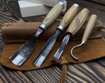 Zestaw narzędzi do rzeźbienia w drewnie – dłuto, nóż skorpion i nóż hakowy | Ostrza ze stali węglowej, skórzane etui