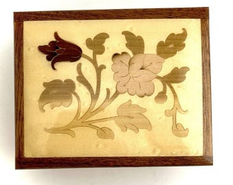 Vintage Handcrafted Italian Wood Inlay Music Box Swiss Manufacturer Reuge