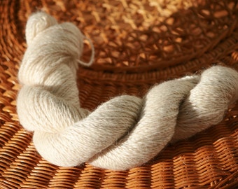 Pygora yarn - white and light caramel-colored (creme) sportweight