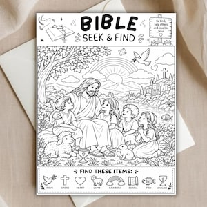 Może przedstawiać: Czarno-biała karta aktywności Bible Seek & Find z centralną ilustracją postaci z dziećmi, jagnięciem i królikiem. Górny tekst brzmi BIBLE SEEK & FIND oraz Be kind, help others and love like Jesus. Na dole znajdują się ikony przedmiotów do znalezienia.