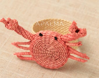 Handwoven Iraca Palm Crab Napkin Ring – Light Pink Coastal Table Decor