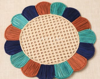 Ocean Rosette Placemats Set of 4, Scalloped Handwoven Charger Plates, Coastal Table Decor, Natural Fiber, Boho Dining