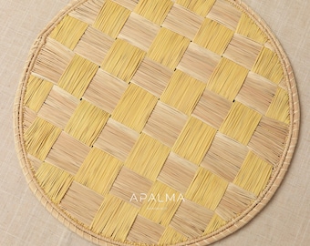 Checkered Weave Placemat Blue, yellow, Terracotta Handwoven Iraca, Coastal TableDecor, Set of 4 , Artisan TableSetting Chessboard Charger