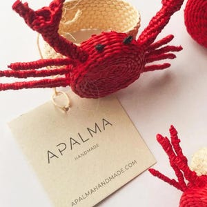 Handwoven Iraca Palm Crab Napkin Ring - Coastal Table Decor image 2