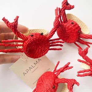 Handwoven Iraca Palm Crab Napkin Ring - Coastal Table Decor image 3