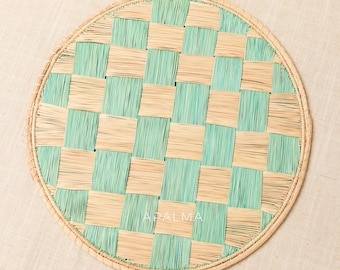 Checkered Weave Placemat Blue, yellow, Terracotta Handwoven Iraca, Coastal TableDecor, Set of 4 , Artisan TableSetting Chessboard Charger