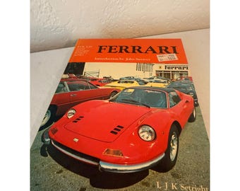 Ferrari de LJK Setright 1981 Primera Edición / Decoración Dopamine NOS