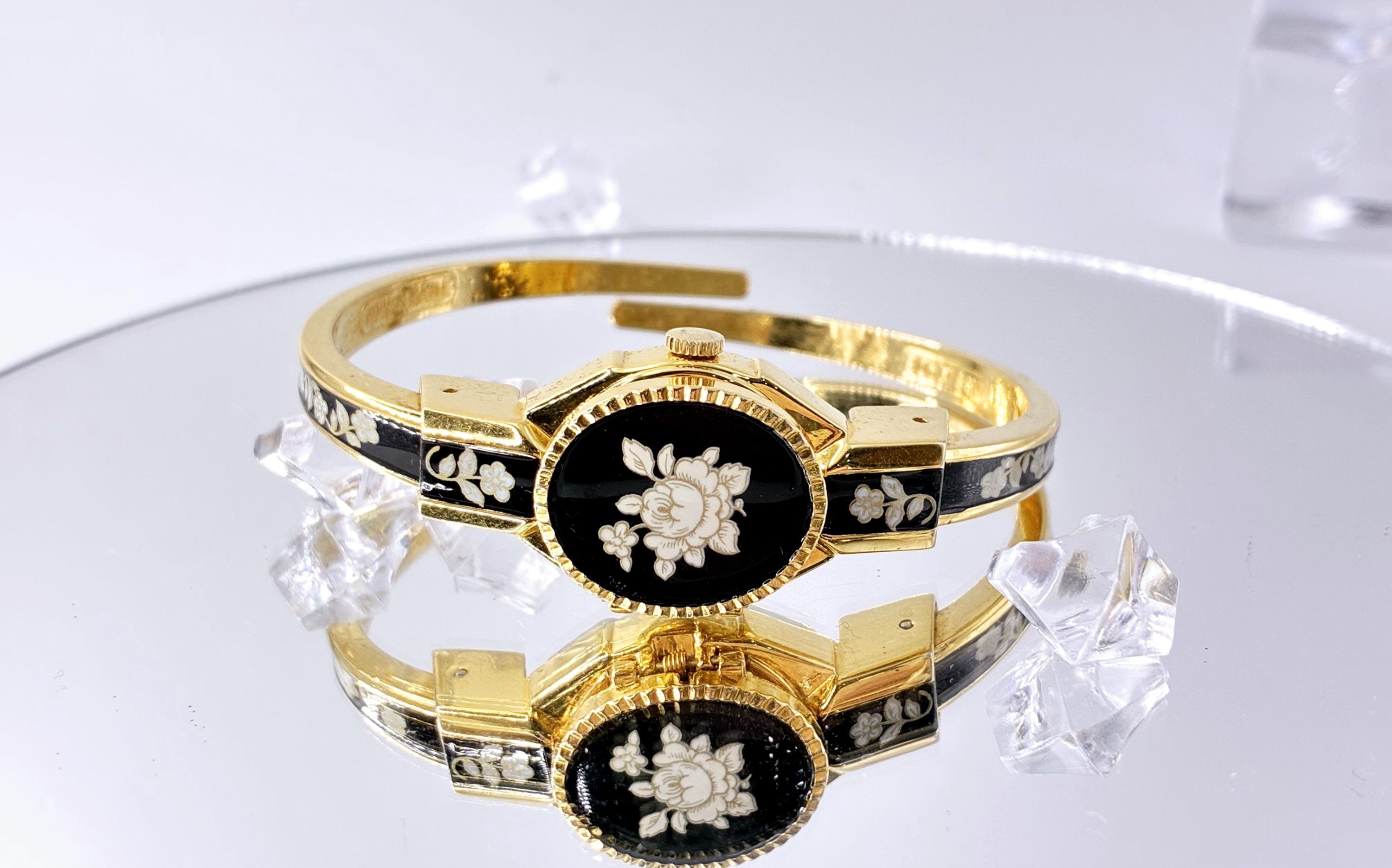 Andre Mouche Swiss Made Ladies Watch – 20mm Bangle Bracelet – Hand