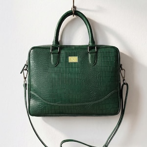Handgefertigte Aktentasche aus Leder mit Krokoprägung - Grüne 13-Zoll-Laptoptasche, Bürokuriertasche für Männer, Premium-Arbeitstasche