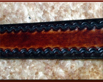 ROPE BORDER Design - A Beautifully Hand Tooled, Hand Crafted Leather Guitar Strap