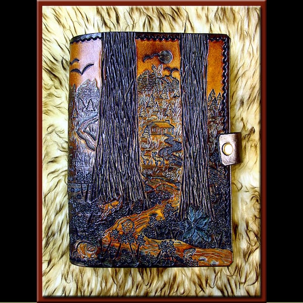 Diseño de SECUOYAS de CALIFORNIA • A mano maravillosamente diario de cuero tamaño mediano hecho a mano. Grande para un diario, recetas, direcciones, notas de jardinería