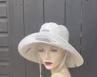 Eco-Friendly Cotton Sun Hat: Wide Brim, Boat Print, Recycled Fabric
