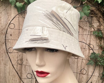 Beige cotton bucket hat with boat motif, summer bucket hat