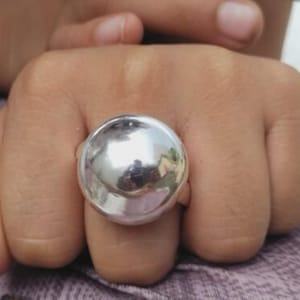 Silver Globe Ring, 925 Sterling Silver Ball, Minimalist Ring, Statement Silver Ring Geometric Ring, Sphere Ring, Silver Bubble Ring