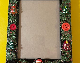 Upcycled Holiday Picture Frame with Glass Figurines (5x7)