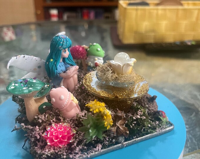 Fairy Garden Diorama: Repurposed Coaster, Home Decor