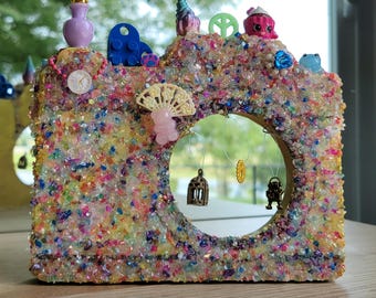 Glass Glitter and Figurines - Confetti Charm