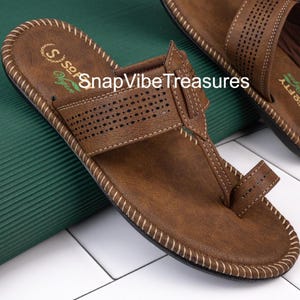 Kolhapuri Chappal Braun Sandalen: Vegan Leder ethnischen Wohnungen, Memory-Schaum