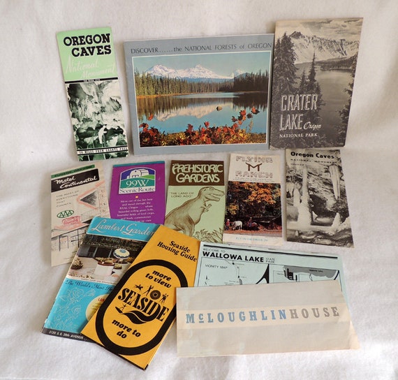 Vintage Oregon Travel Memorabilia.. Caves, Crater Lake, Forests Etc.. 12 Pieces