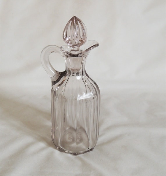 Antique Heavy Glass 10" Decanter / Cruet.. Ribbed With Ground Stopper