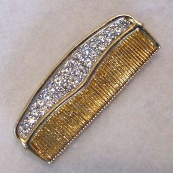 Quirky Cute Vintage Rhinestone Pin In Shape Of  Hair Comb