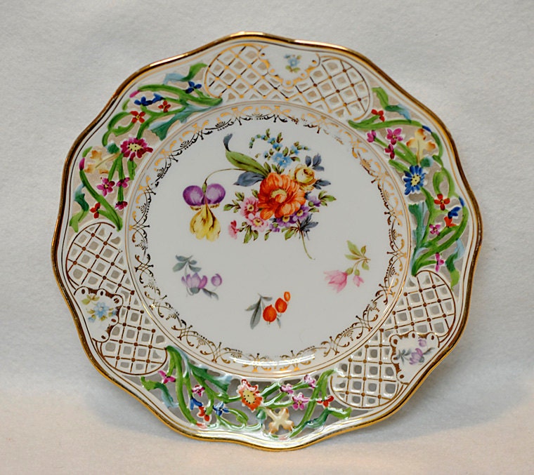Antique SCHUMANN CHATEAU DRESDEN Flower Pattern 8.5 Pierced Reticulated ...