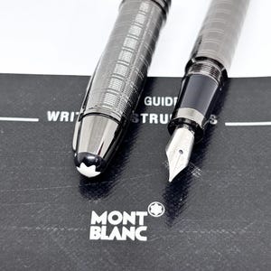 Pluma estilográfica Montblanc vintage con elegante estuche de regalo y envío gratuito.