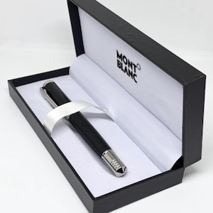 Pluma estilográfica Montblanc vintage con elegante estuche de regalo y envío gratuito.