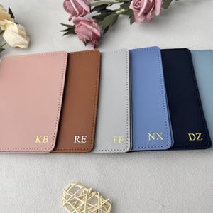 Personalized Leather Passport Cover, Custom Travel Wallet, bronzing Passport Holder Gift for Him Her, Couples Honeymoon Gift, Family trip