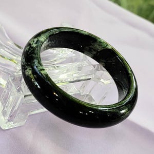 Jade Bangle Burmese Flat Belly Genuine Natural Type A Inner 60.6 mm