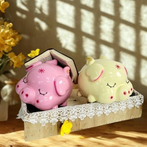 Personalized Sleeping Piggy Bank – Handmade Ceramic Coin Bank for Kids, Custom Name Gift, Nursery Decor, Birthday or Baby Shower Present