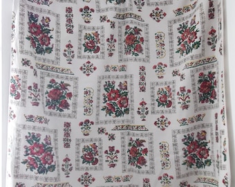 Set Of 3 Vintage 1940's Cotton Floral Print Curtains. Textured cotton,  46 inch / 117cm drop. Ready to hang.