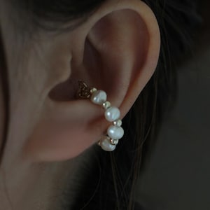 Freshwater Pearl Pearl Ear Cuff | No Piercing Clip-On Earring | Cartilage & Conch Ear Cuff | Single Piece Price