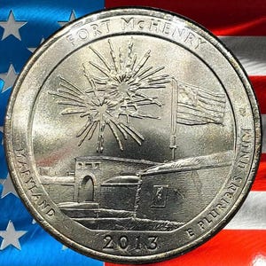 2013 P & D Fort McHenry National Monument Quarter Circulated US Mint 25C Coin Collectible Star-Spangled Banner Fireworks Design