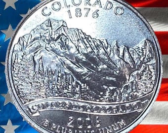 Moneda de 25 centavos de dólar del estado de Colorado de 2006, acuñada en la Casa de la Moneda de EE. UU. (P & D), en circulación. Moneda histórica de colección con el contorno de las Montañas Rocosas.