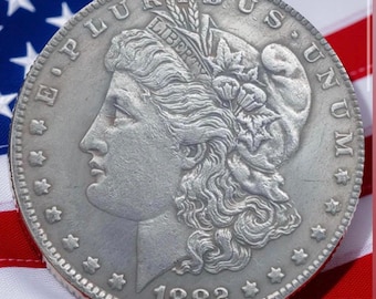 Moeda Liberty de 1882 no estilo do dólar Morgan | Acabamento prateado antigo vintage | Presente histórico colecionável