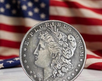 Réplica de Dólar Morgan de 1878 | Moeda Fiduciária Liberty Head em Tom Prateado | Item Histórico Colecionável dos EUA