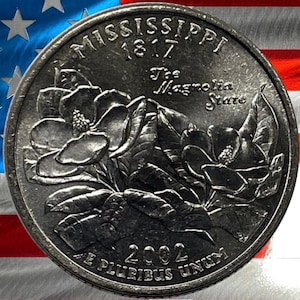 2002 P & D Mississippi State Quarter Circulated US Mint 25C Coin Collectible Magnolia Flower Outline Coin