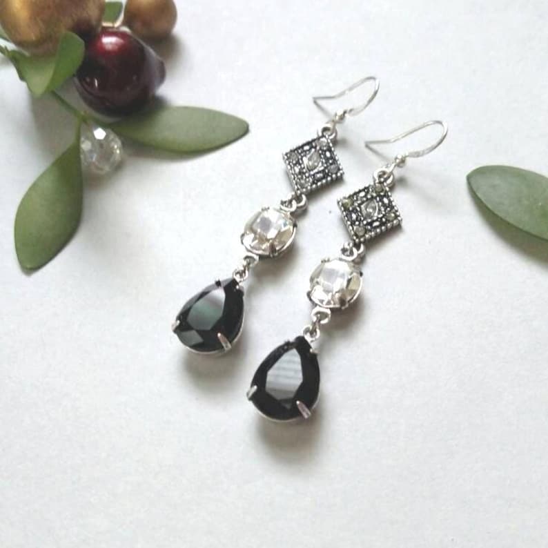 Orecchini pendenti Art Déco in cristallo Swarovski nero corvino immagine 2