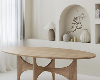 Ovaler Ellipse Esstisch - Massive Eiche Handgemachter Holztisch, Japandi, Mid-Century Stil