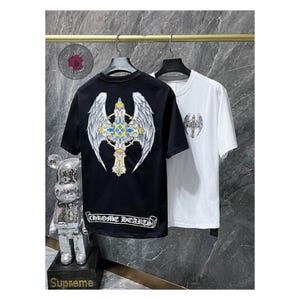 Handgemachtes Halloween T-Shirt: Gruseliges Kostüm T-Shirt, Unisex aus Baumwolle